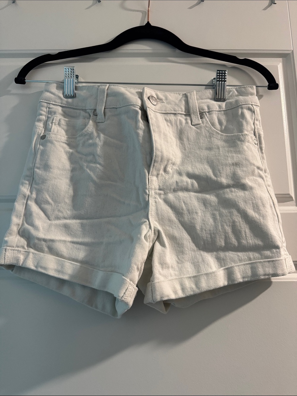 Celebrity Pink White Rolled-Hem Denim Shorts